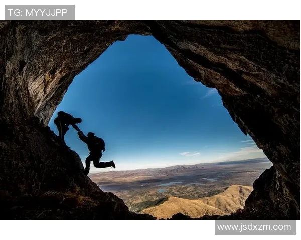 攀岩之巅：深入解析北京攀岩队的训练与技术秘诀