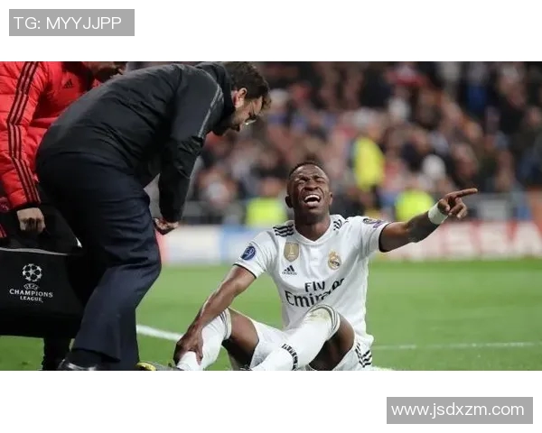 维尼修斯：从新星到巨星的成长之路与未来展望