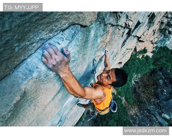 重庆攀岩队的控制策略与训练方法深度解析及其在攀岩热点中的影响