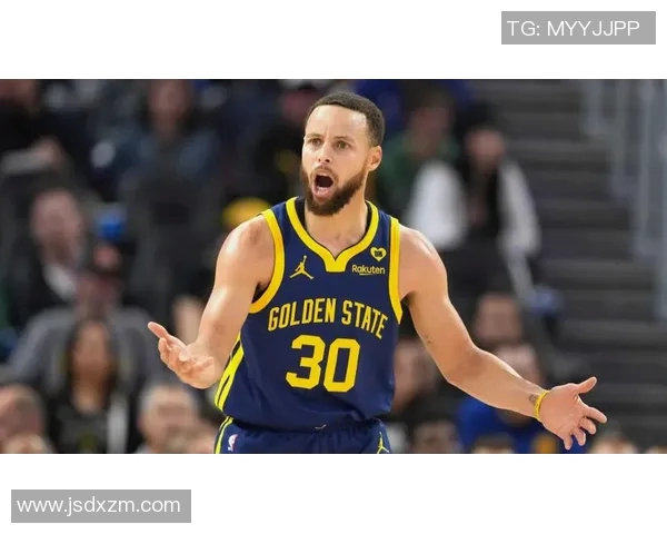 2015年勇士对阵太阳库里狂砍41分展现超级巨星风采 2015年勇士对阵太阳库里狂砍41分展现超级巨星风采