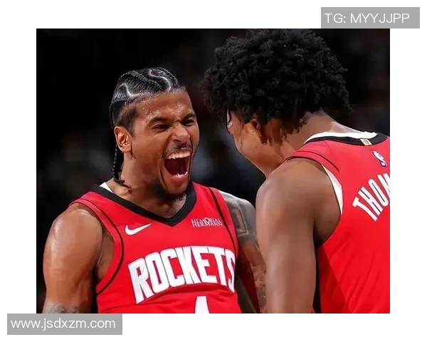 勇士与火箭西部决赛首战激战正酣谁能抢占先机争夺总决赛资格